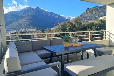 Image de Appart terrasse couverte vue montagne et citadelle super équipé  2ch 6 personnes
