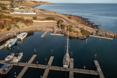 Image de Cove Landing Marina Apartments 1, 2 & 3 Sleeps up to twelve (12) guests