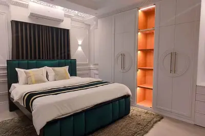 Image de The Versailles Suite. A Designer Home in Dhaka.