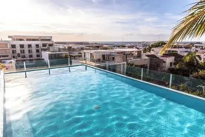 Image de Appartement design sur la 5e Av avec rooftop