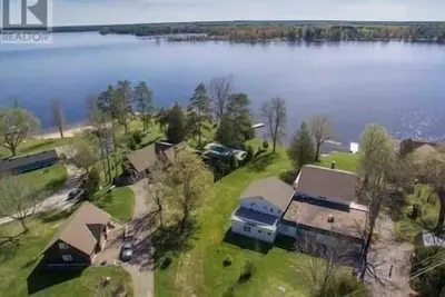 Image de lakefront resort, hot tub, sauna #8