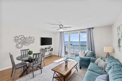 Image de Pelican Beachfront with Amazing Ocean Views