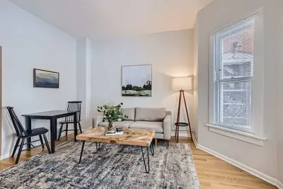 Image de Penn by Modern Midstay / Heart of Wash Park! #P1