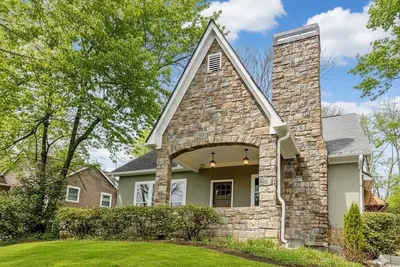 Image de Upper West Side – For Your Fifa, Grad & Parent's Day or Getaway Landing Spot