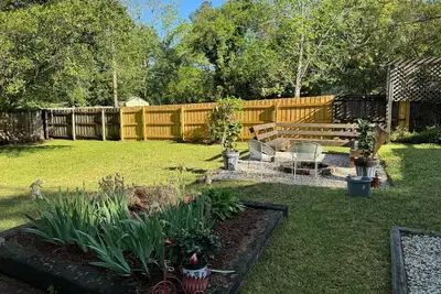 Image de Bonham Burrow | 2br 2ba Home Near Usc & Ft Jackson