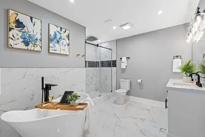 Image de Luxurious Golf Course Retreat