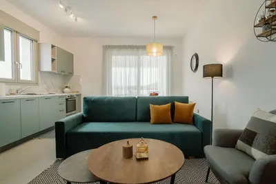 Image de Belle Vue Balcon Loft: Luxe Living