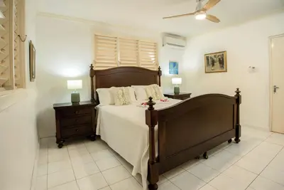 Image de Relax and unwind at Casa Del Compadre in tranquil Silver Sands, Jamaica