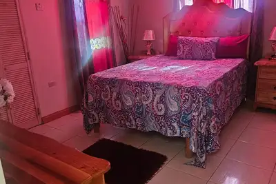 Image de 2 Bedroom  2 Bathroom Kitchen Living room and verandah   Close to a beach
