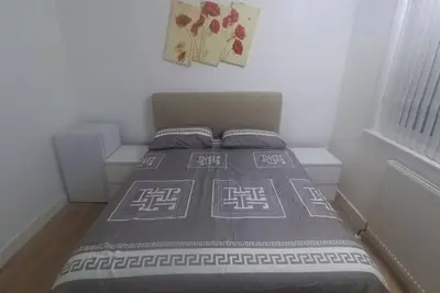 Image de Coventry Stay - Sleeps 8, Free Parking & Pets