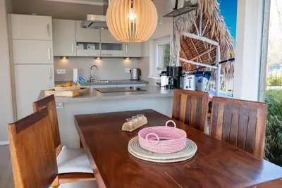 Image de With master bedroom and wellness bathroom in the \"Hana\" house