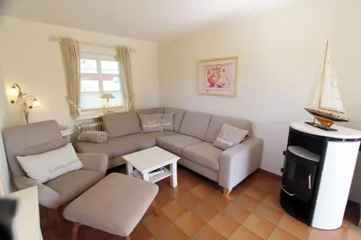 Image de Idyllic detached house in a quiet location in beautiful Wenningstedt