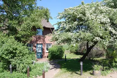 Image de Vacation apartment \"Dünenschlösschen\" - approx. 70 m² for 2-4 persons with sea view