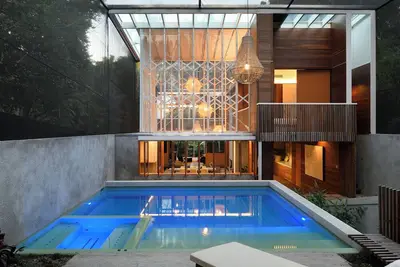 Image de Surf Poet, Unique Rainforest Retreat Luxury Home