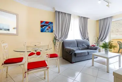 Image de Appartement tropical avec piscine et Wi-Fi à Los Cristianos