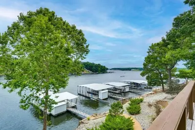 Image de Backwater Cove Location-4 Bed/2. 5 Bath/Dock/Deck-Sleeps 12