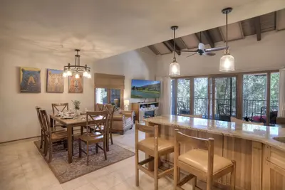 Image de New Listing! HighPoint Haven (#615) | Deck, Ac, Golf, Pool/HotTub, Pickleball