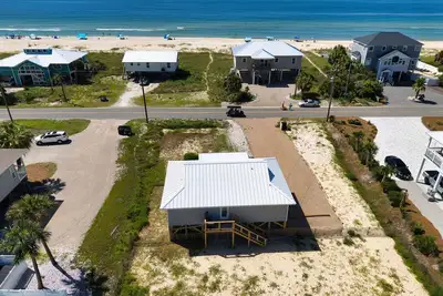 Image de New Listing! - 2 Free Bike Rentals Included With Your Stay!