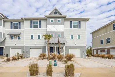 Image de New Listing! Everything You Need For The Best Beach Vacation Ever! !