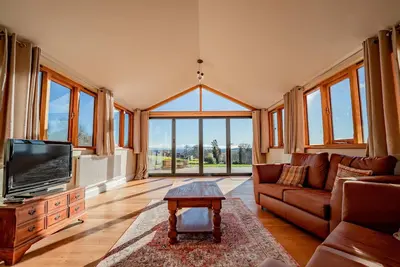 Image de Host & Stay | Upperley Barn
