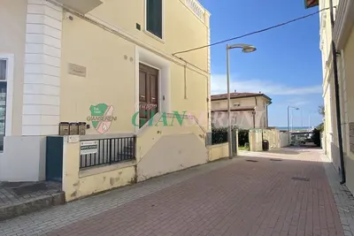 Image de Apartment in central area and close to the Port