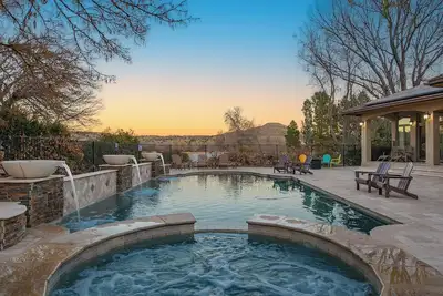Image de Bella Pavona Luxury Poolside Country Estate