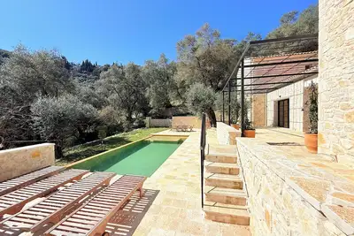 Image de The Blue House, 333 steps away from magical Agni Bay