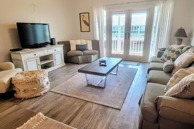 Image de The Verde Canal House ~ Beautiful waterfront Condo in Key Allegro