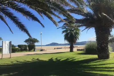 Image de Villa  Clim Wifi Jardin clos Barbuk Garage 900m des plages près  Marche Village