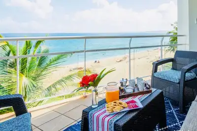 Image de ★ Beachfront ★ Pool ★ All New ★ Ac ★ Gated Parking ★ Laundry ★ WiFi ★ 2 Kings ★