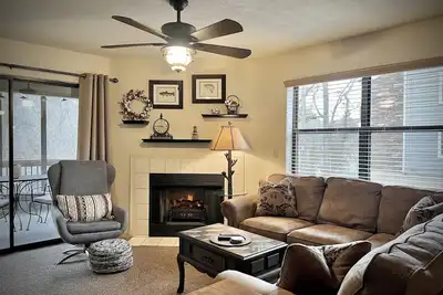 Image de \"Best of The Pointe\"  7 Night Discount~Walk-In Unit~Golf~Pickleball~Indoor Pool