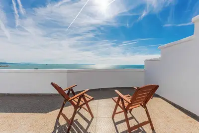 The Promenade Seaview by Ps