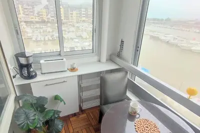 résidence belle vue sur port et mer  havre de paix