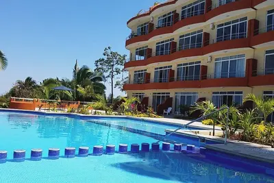 Image de Stunning 2-Bedroom Ocean View Condo 208 at Vista Encantada