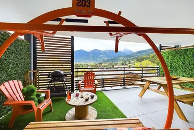 Image de Appartement cosy avec vue sur le Mont-Blanc et Aiguille du Midi