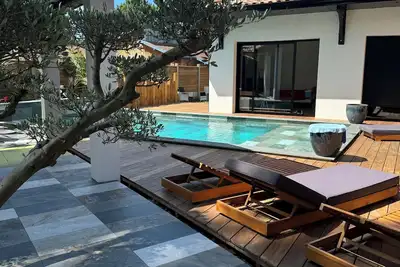 Image de Villa au coeur de La Teste proche de la plage Dune du Pyla, idéal en famille