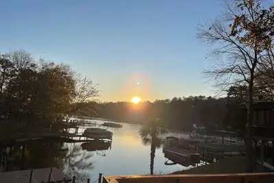 Image de Breezy's Blyss Cottage On Lake Murray - Lexington - Winter Discounts!