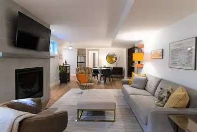 Image de Niagara Getaway up to 4 with Breakfast!