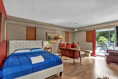 Image de Cozy 5br Farmhouse w/ Pool, Hot Tub, Sauna & More!