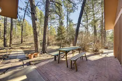 Image de 5 Mi to Castlewood Canyon: Forest-View Sanctuary!