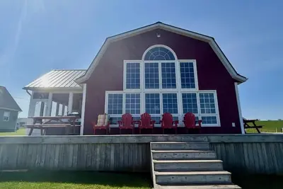 Image de Gorgeous Beach House sleeps 10 just steps from Cousins Shore Beach