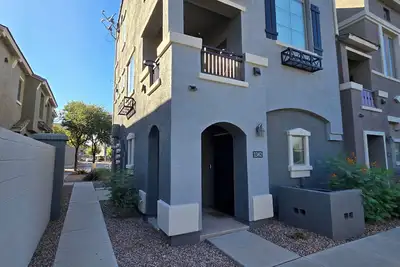 Image de Freshly Remodeled 2/2. 5 - Gated Community - Luxury Rental