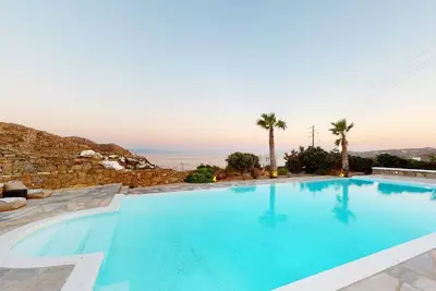By Whitelist Mykonos