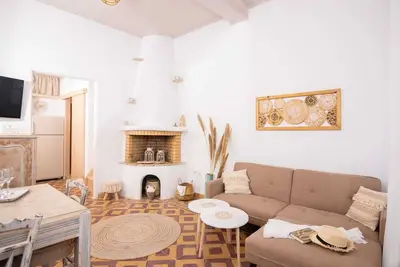 By Whitelist Mykonos