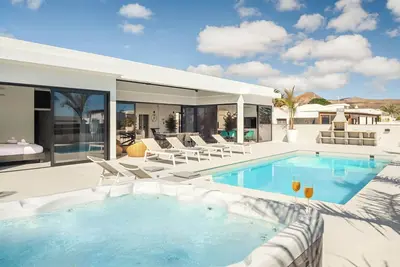Image de Toro 2 | 4 bedroom villa where modern elegance meets ultimate relaxation