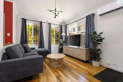 Image de Vic Park Home close to Crown