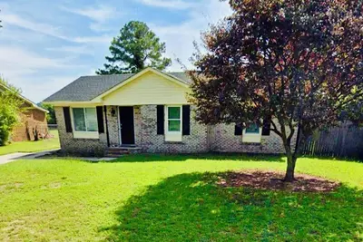 Image de Homey Bungalow 3 min to Ecu, Hospital & Uptown