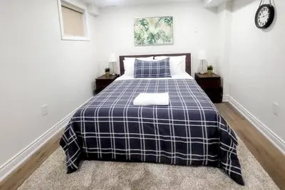 Image de New Private Spacious & Modern Apartment near Square One and Downtown Mississauga