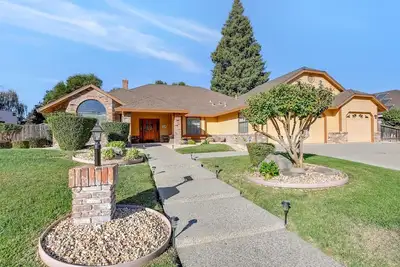 Image de Spacious 4-bedroom Home