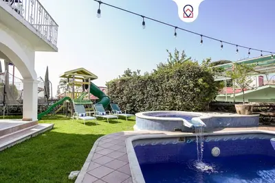 Image de Spacious House with Pool | Lomas de Cocoyoc, 3 Br